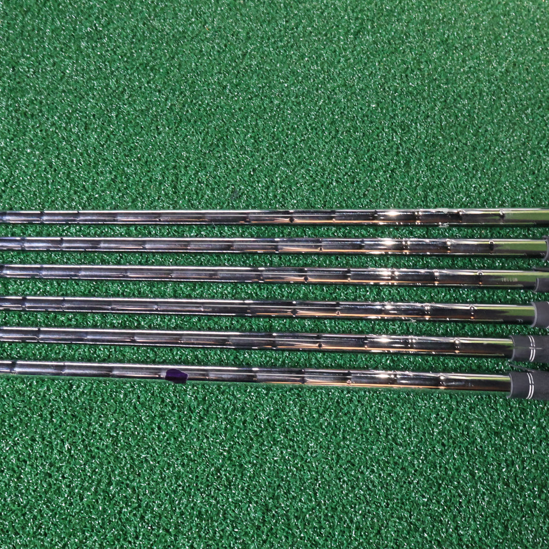 Titleist 712 CB FORGED 5-PW (210015141)