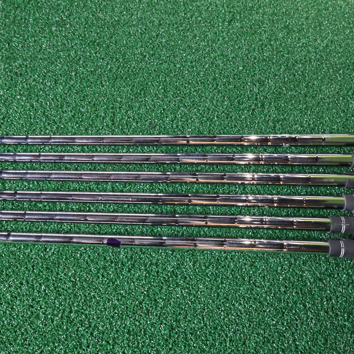 Titleist 712 CB FORGED 5-PW (210015141)